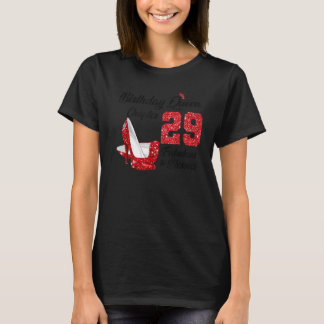 誕生日クイーン第29章Mのための素晴賛美らしくかつM Tシャツ