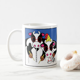 誕生日クラシックの白いコーヒーマグ コーヒーマグカップ