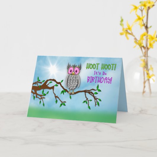 誕生日サングラスにフクロウやれフクロウ! カード (黄色い花)