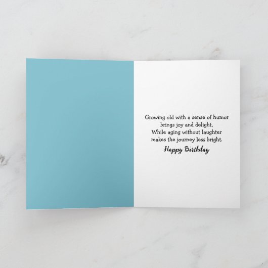 誕生日シーガルがアイスクリームコーンを持つ カード (内部)