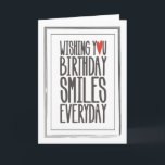 誕生日スマイルグリーティングカード カード<br><div class="desc">おもしろいと愛の誕生日のスマイルを願う単にデザインされたカードを選択する毎日あなたの人生の誰にでも…若い者から若い者までハートで！</div>