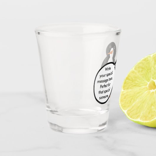 誕生日スーツ話すペンギンパーソナライズされた ショットグラス (左)