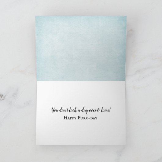 誕生日タビーキャットが鏡を見て カード (内部)