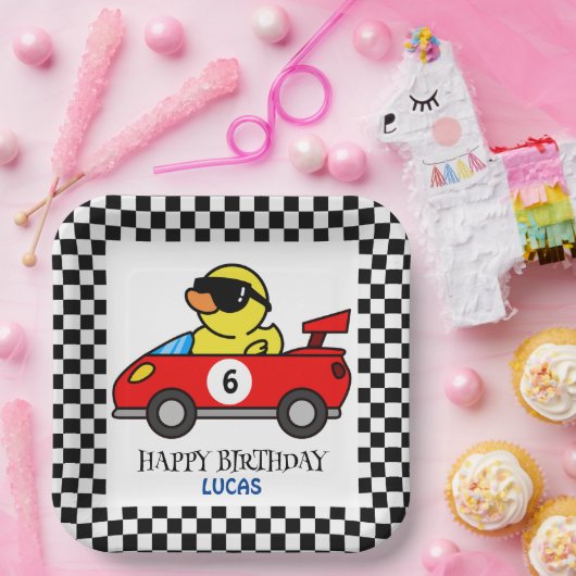 誕生日ダックレースカー赤い男の子の名前 ペーパープレート (パーティー)