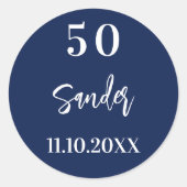 誕生日ダークブルーのホワイトスクリプトミニマル ラウンドシール (正面)