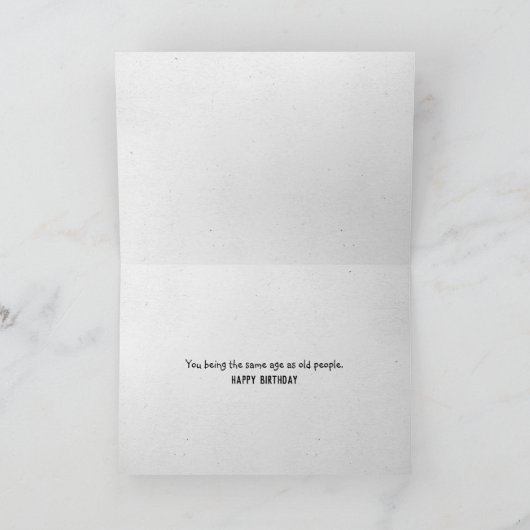 誕生日チンパンジーより古いユーモア カード (内部)