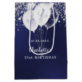 誕生日ネイビーブルー白グリッターバルーン名 ミディアムペーパーバッグ (裏面)