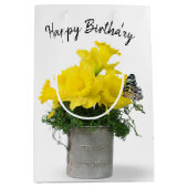 誕生日バタフライオンダフォディルブーケ ミディアムペーパーバッグ (正面)