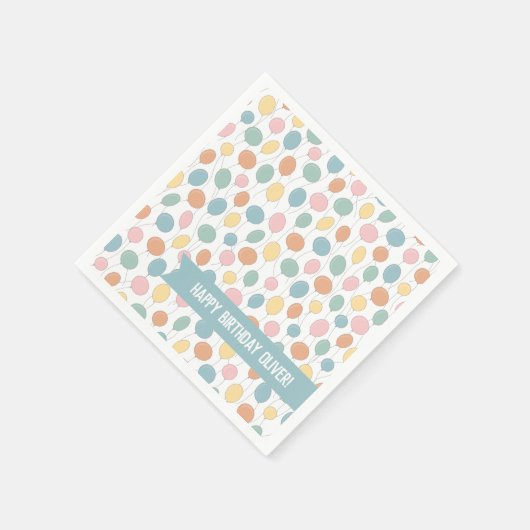 誕生日バルーンパーソナライズされた スタンダードカクテルナプキン (角)