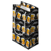 誕生日パーソナライズされたシャルボードビールグラス スモールペーパーバッグ (正面アングル)