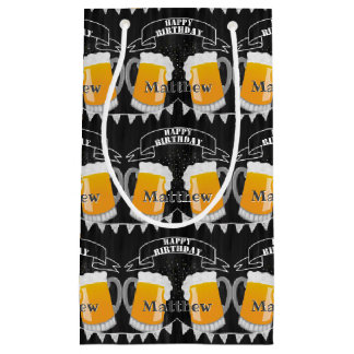 誕生日パーソナライズされたシャルボードビールグラス スモールペーパーバッグ
