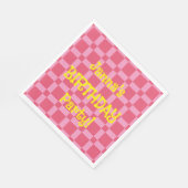 誕生日パーソナライズされたパーティーピンク市松模様にパターン スタンダードランチョンナプキン (角)