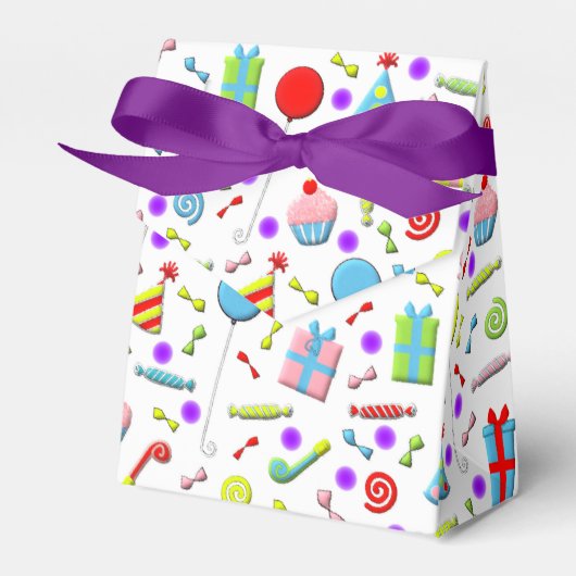 誕生日パーソナライズされたパーティー フェイバーボックス (正面サイド)