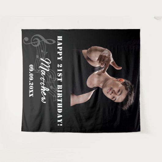 誕生日パーティカスタムー写真白黒ミュージックガイ タペストリー (正面(横))