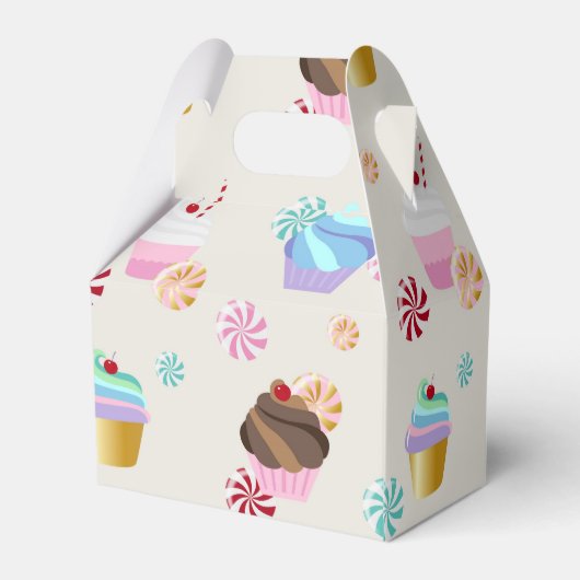 誕生日パーティーでかわいいカップケーキとキャンディパターン フェイバーボックス (裏面サイド)