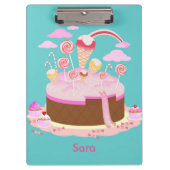 誕生日パーティーのためのキャンディとチョコレートケーキ クリップボード (正面)
