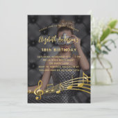 誕生日パーティーの写真 ゴールドの音符 招待状 (スタンド正面)