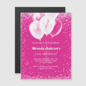 誕生日パーティーの女の子ホットピンクの白いバルーン贅沢 マグネット招待状 (正面/裏面)
