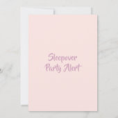 誕生日パーティースタイルのピンクのスランバーおもしろい 招待状 (裏面)