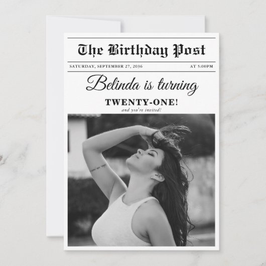 誕生日パーティー新聞おもしろいモノクロ写真 招待状 (正面)