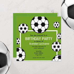 誕生日パーティー – サッカーフィールド&サッカーボール 招待状