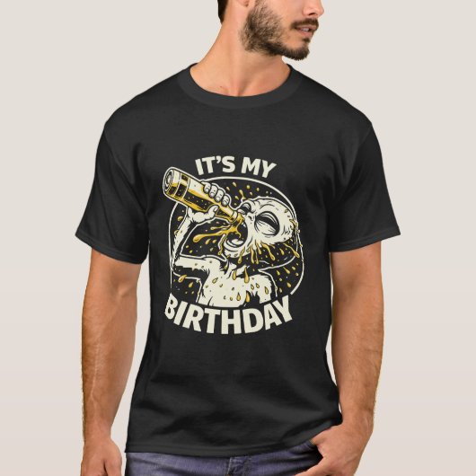 誕生日ビール一気飲みエイリアン Tシャツ (正面)