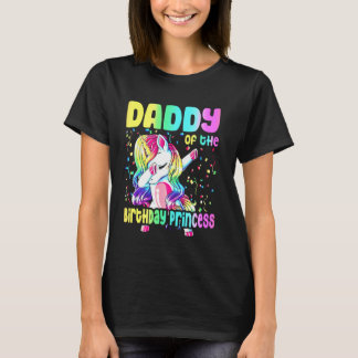 誕生日プリンセスのダディ ダビングユニコーン ガール Tシャツ