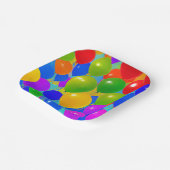 誕生日プレートとバルーンデザイン ペーパープレート (傾斜あり)