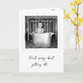 誕生日ベビースナップショットのレトロタブ カード (黄色い花)