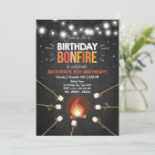 誕生日ボンファイアキャンプアウトクックアウトパーティの招待状 招待状 (スタンド正面)