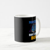 誕生日ボーイの転が誕生日 コーヒーマグカップ (正面右)
