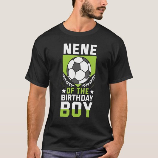誕生日ボーイサッカー選手のNene BdayチームP Tシャツ (正面)