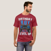 誕生日ボーイタイムレベルアップビデオゲームのゲーマー Tシャツ (正面フル)
