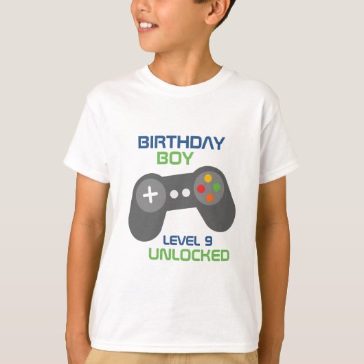 誕生日ボーイビデオゲームをテーマにしたパーティー Tシャツ (正面)