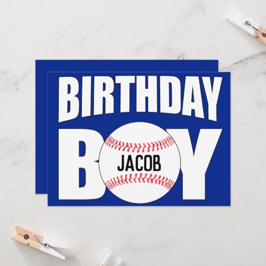 誕生日ボーイ野球選手パーティー名前をカスタムする カード (正面/裏面インサイチュ)