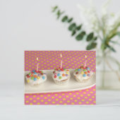 誕生日マフィンのアイシング、散水及び ポストカード (スタンド正面)