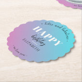 誕生日ミニマルデザインのパステルカラー ペーパーコースター (アングル)