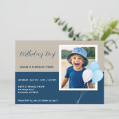 誕生日モダンパーティフォト招待状 招待状 (スタンド正面)