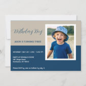 誕生日モダンパーティフォト招待状 招待状 (正面)