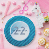 誕生日モノグラム – 青い丸の上の名前と年齢 ペーパープレート (パーティー)