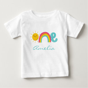 誕生日レインボーサンホワイトパーソナライズされた ベビーTシャツ