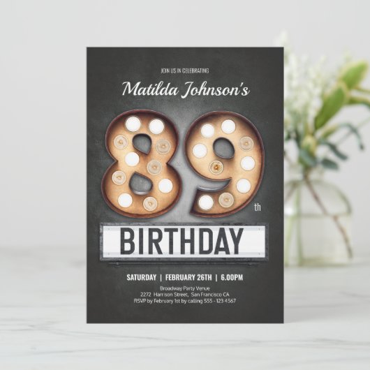 誕生日ヴィンテージブロードウェイマーキーカスタムおもしろい 招待状 (スタンド正面)