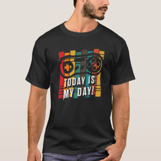 誕生日今日は私の日だ!レトロビデオゲーム制御 Tシャツ