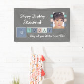 誕生日任意の年齢を追加する写真名グレーピンク 横断幕 (インサイチュ)