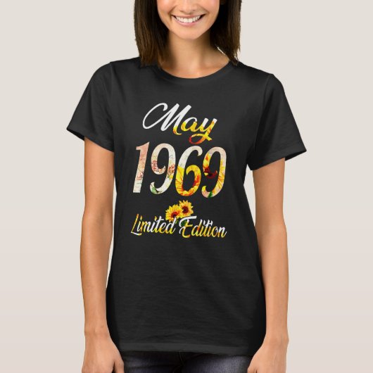 誕生日女性少女ひまわり花1969年5月 Tシャツ (正面)