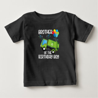 誕生日少年ごみトラックギフトの兄弟 ベビーTシャツ