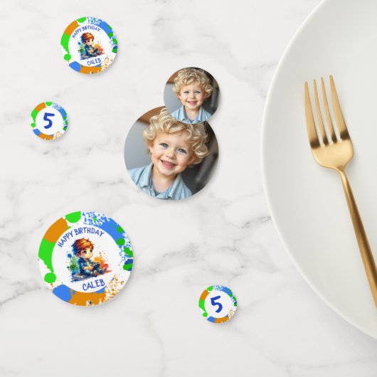 誕生日少年の名前と年齢の写真パーソナライズされた コンフェッティ (グループ)