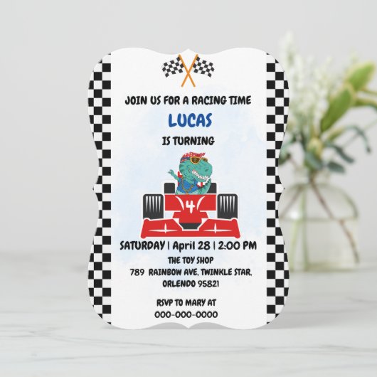 誕生日恐竜のレースカーボーイレッドレーシングキッズナム 招待状 (スタンド正面)