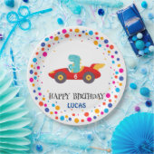 誕生日恐竜のレース車の少年の赤いレースの子供の名前 ペーパープレート (パーティー)