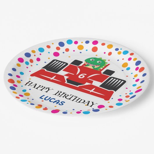 誕生日恐竜のレース車の少年の赤いレースの子供の名前 ペーパープレート (アングル)